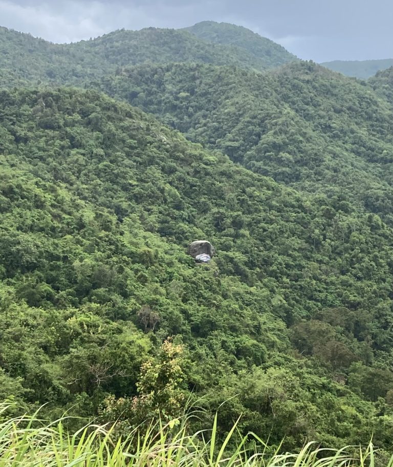 The view of the balancing rock from above and far away.