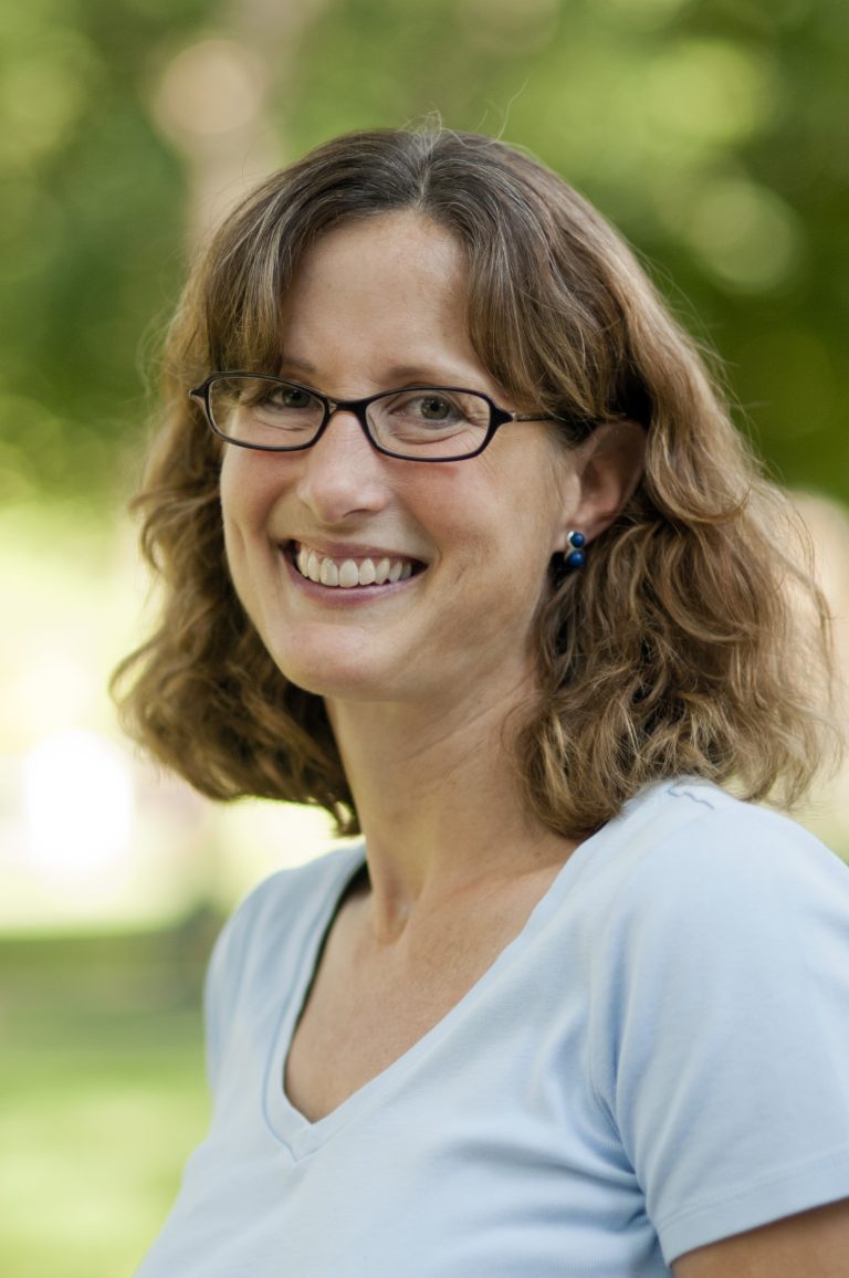 Janine Ostergren headshot