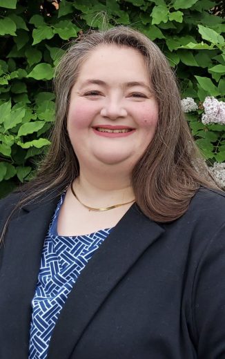 Patty Hartshorn headshot