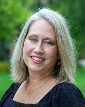 Amee Yoder Click headshot