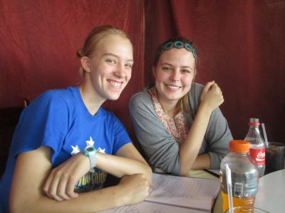 Enjoying lunch with Sophie and Emma in Matagalpa.