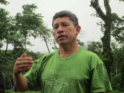 Vicente explaining some features of the farm.