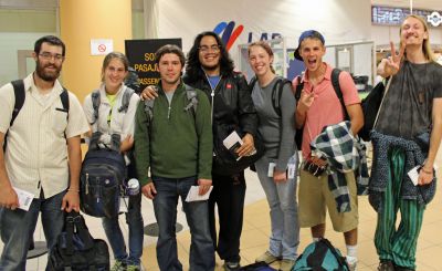 Students pause for a final goodbye photo.