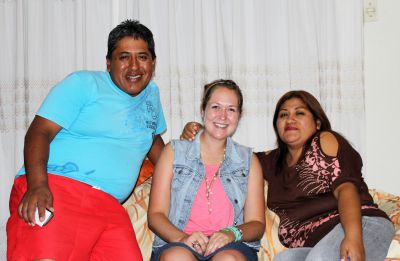 Malaina with her Chancay host parents, Eduardo Duran and Kelly Hipolita Delgado.