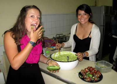 Lea and Maria prepare Maria's family recipe for guacamole.