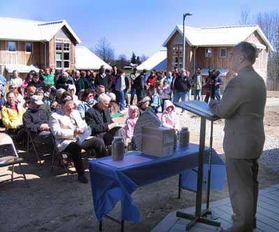 RiethVillage_dedication_Spring06