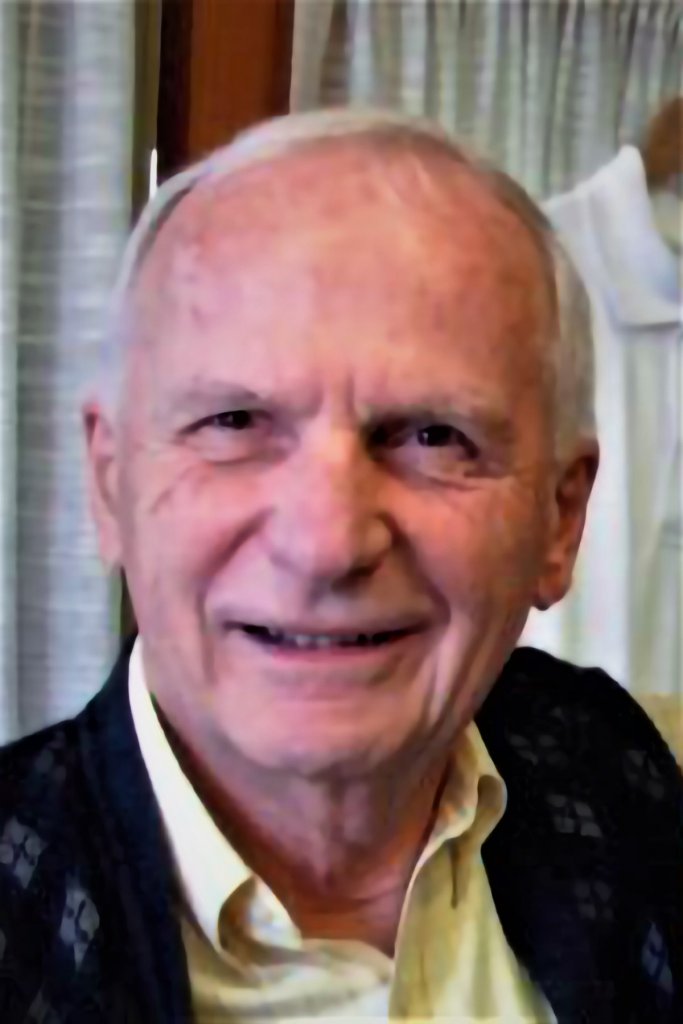 head shot of Dr. Minter